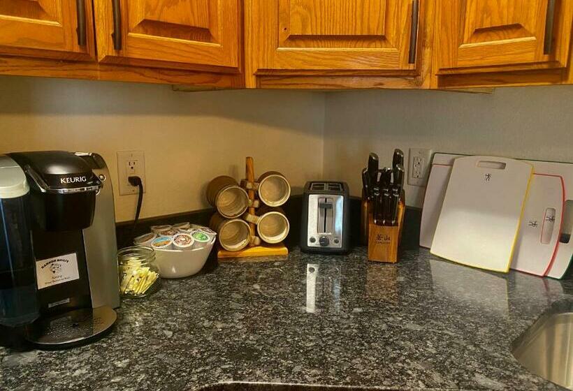 Park Place   The Boardwalk 112 C