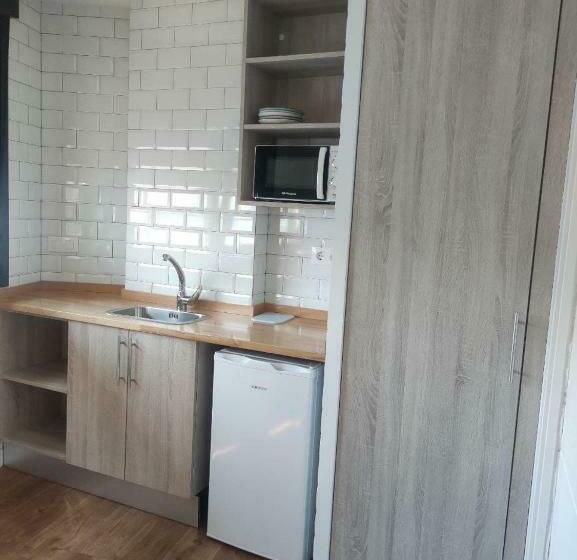 펜션 Alojamientos Central