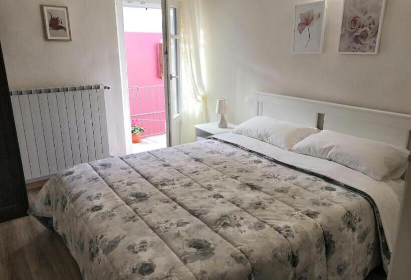 بنسيون Casa Sabina