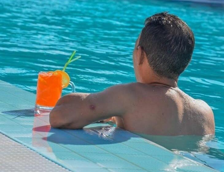 Пансион L Oliveraie D Amizmiz