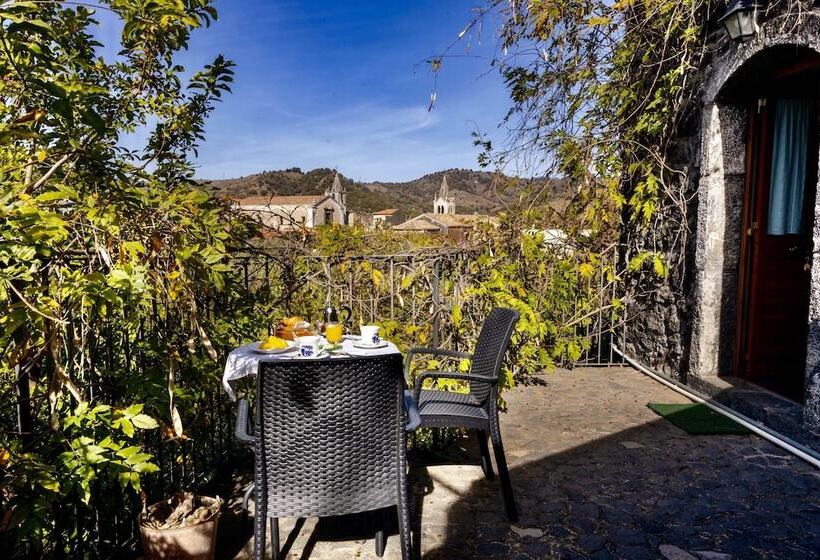 פנסיון Palazzo Previtera