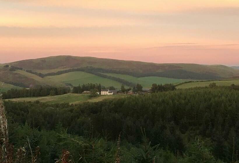 Bed and Breakfast Ladyurd Farmhouse