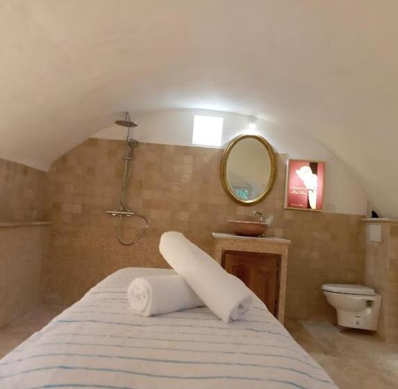 Bed and Breakfast Les Horizons 800m Centre Ville Nyons Piscine Chauffée