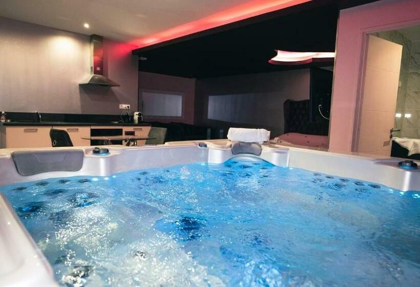 צימר Love Night Marseille Jacuzzi