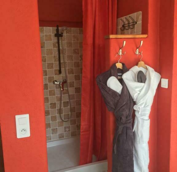 住宿加早餐  Mas De La Butte Blanche