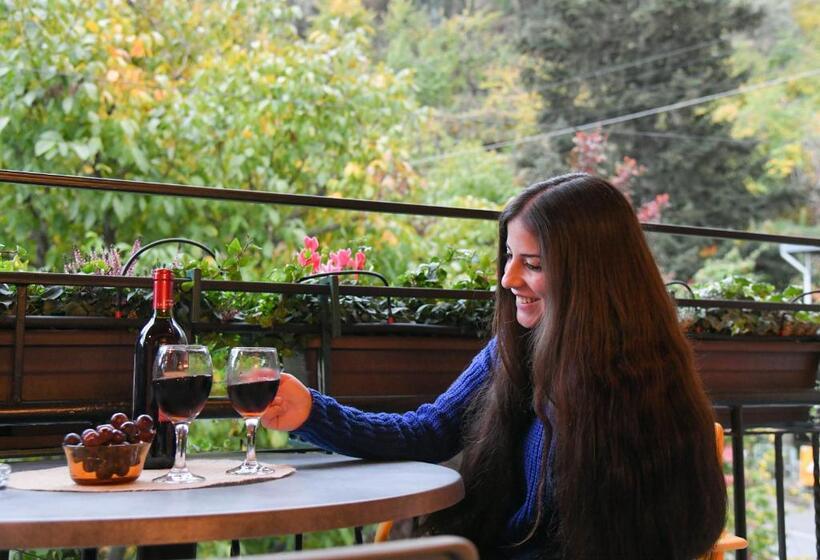 민박 Sophias Cottage