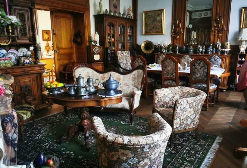 צימר Villa Les Camelias