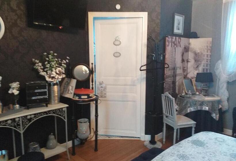 צימר Villa Les Camelias