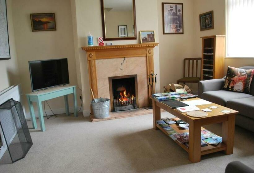 Hillcroft Luxury Bed & Breakfast