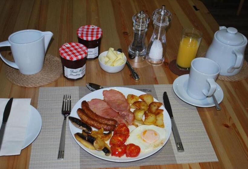 Hillcroft Luxury Bed & Breakfast