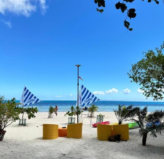 호텔 In Dai Aquasports And Beach Resort