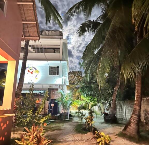 호텔 In Dai Aquasports And Beach Resort