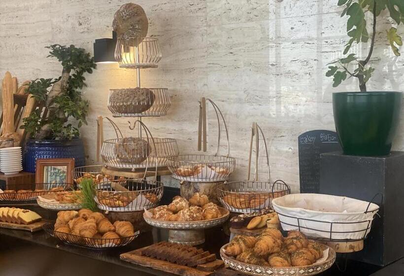 Movenpick Hotel And Residences Riyadh