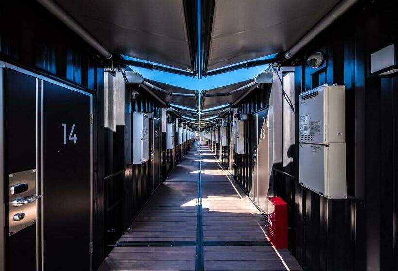 فندق R9 The Yard Uruma