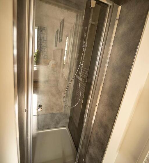 ホテル The Clarendon