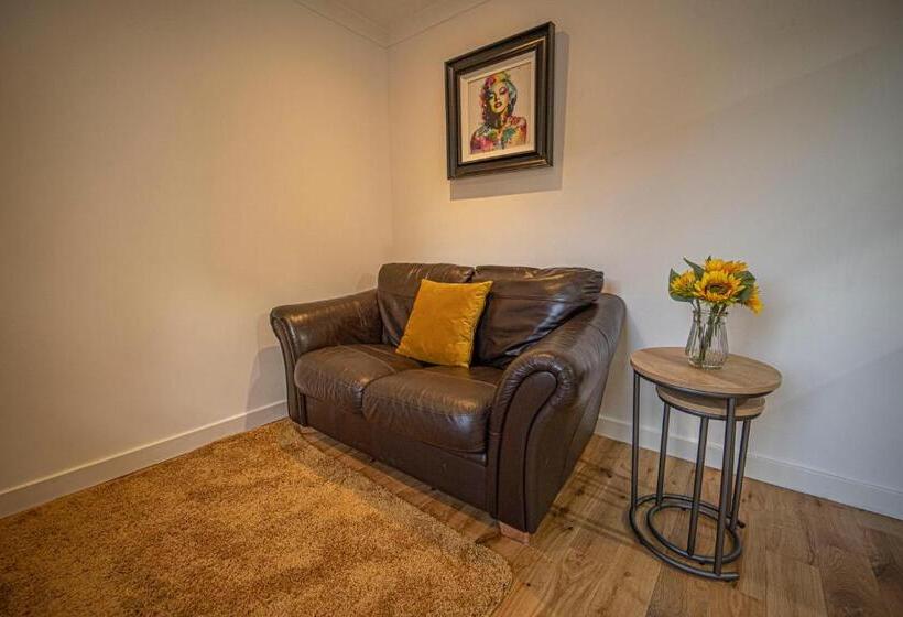 ホテル The Clarendon