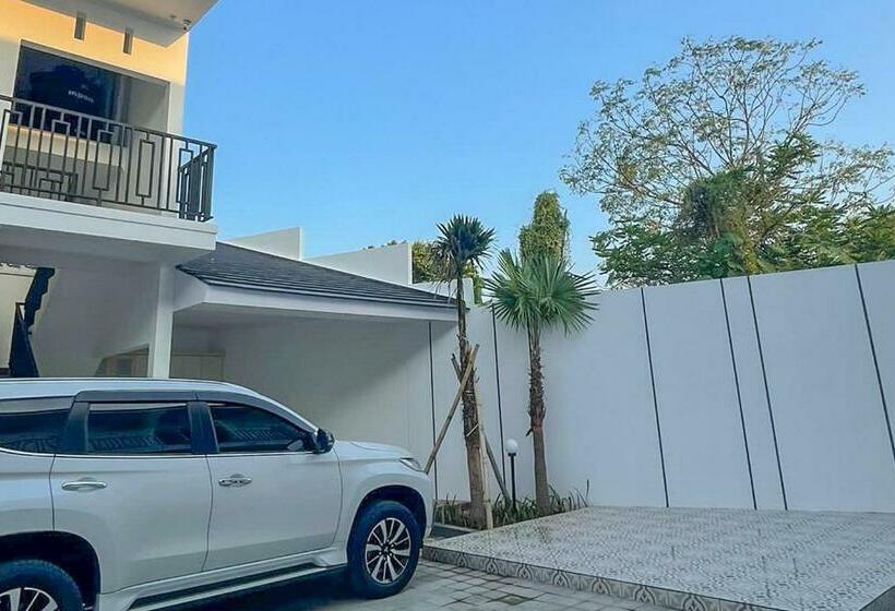 酒店 Tritisan House Redpartner