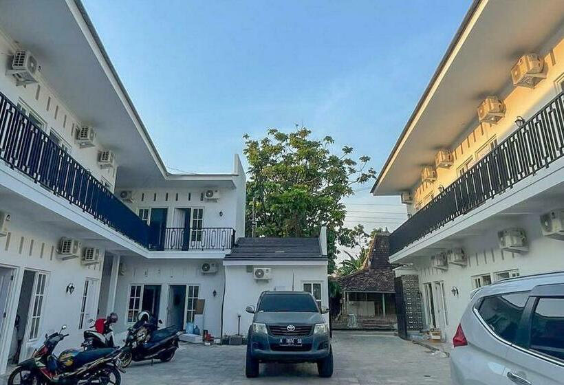 酒店 Tritisan House Redpartner