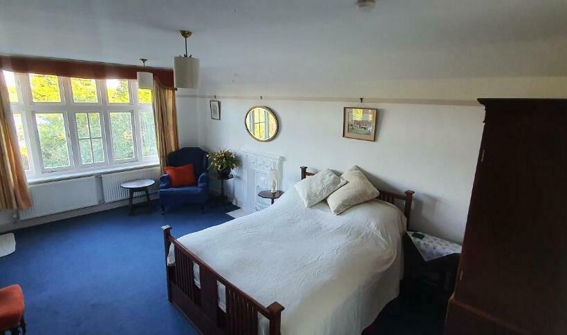 Inverloddon Bed And Breakfast, Wargrave