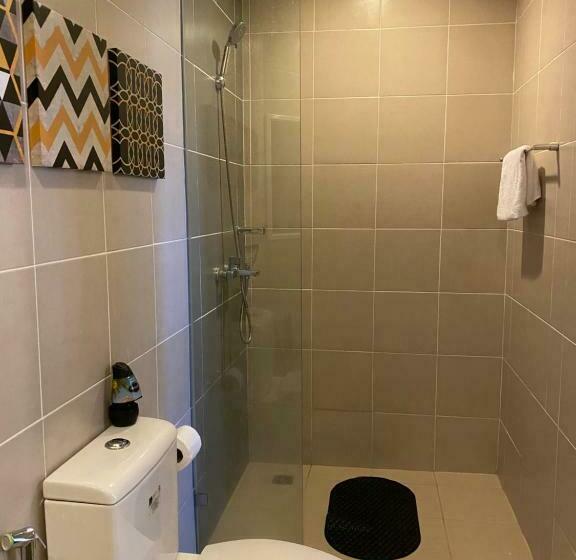 2 Br Corner Executive Suite At Lafayette Park Square Megaworld Blvd Unit 5h