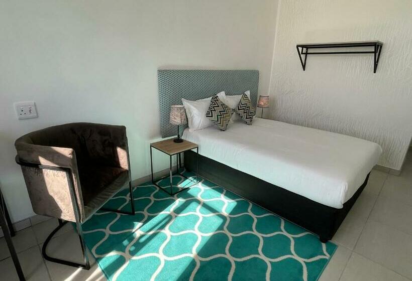 ペンション 24 On York Guesthouse