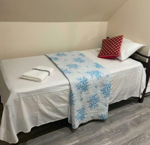 펜션 A Nice Room In Queens