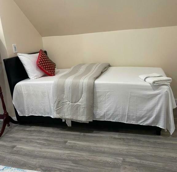 펜션 A Nice Room In Queens