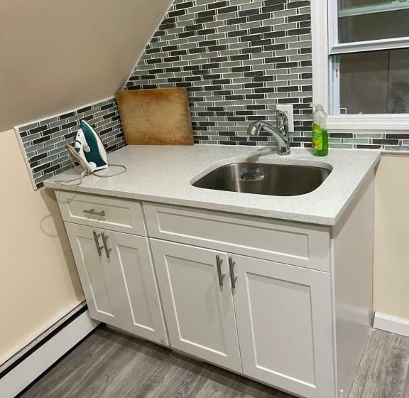 펜션 A Nice Room In Queens