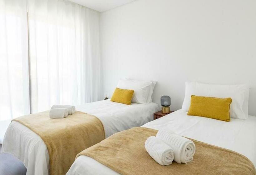 פנסיון Baleal Surf Ranch