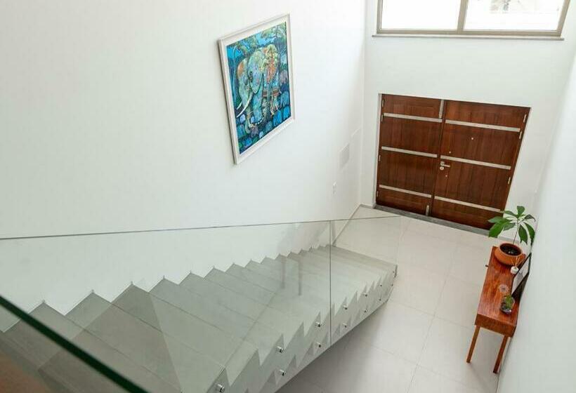 פנסיון Baleal Surf Ranch