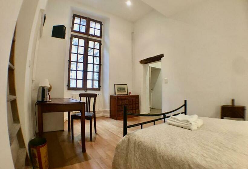 Пансион Bauhaus Saint Pierre