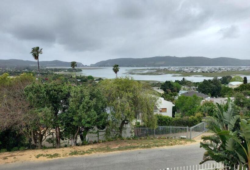 פנסיון Friendz Guesthouse