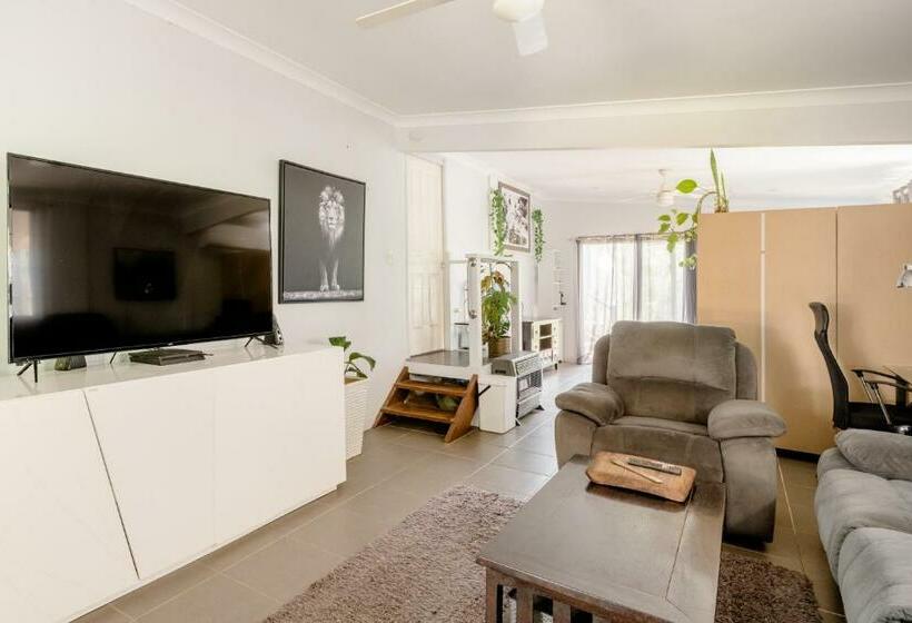 פנסיון Hinterland Sunset Studio   Wollongbar