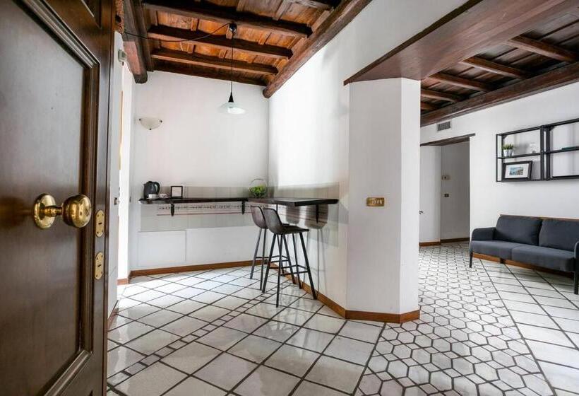 ペンション Homescape Frascati