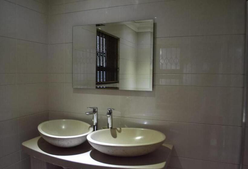 ペンション Honolulu Lifestyle Guest Lodge