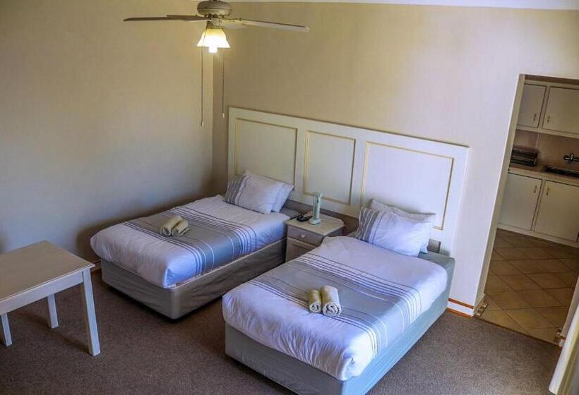 ペンション La Capucine