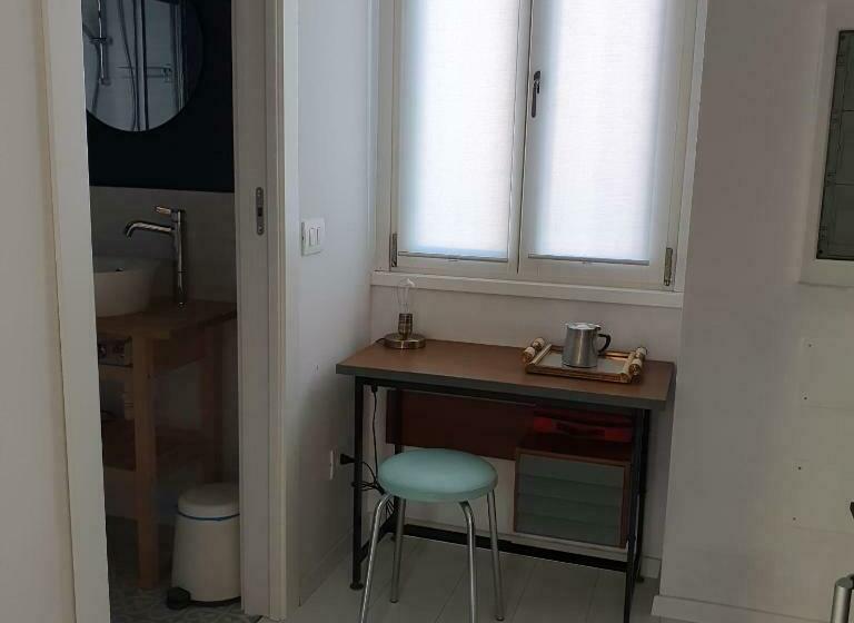 Пансион Malpensa   Independent Double Room & Bathroom