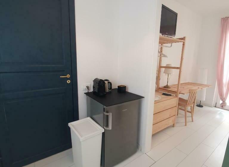 Пансион Malpensa   Independent Double Room & Bathroom