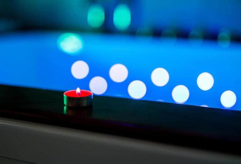 פנסיון Mc Suite Relax