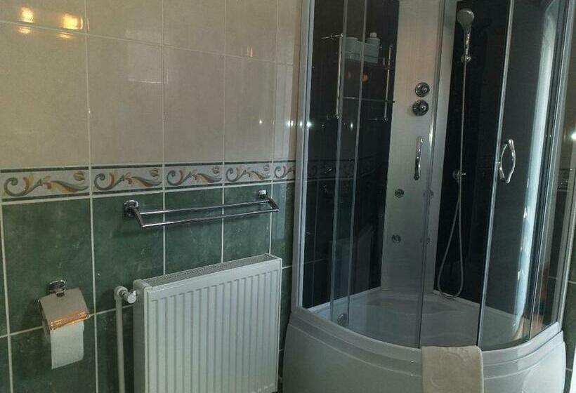 ペンション Miraj