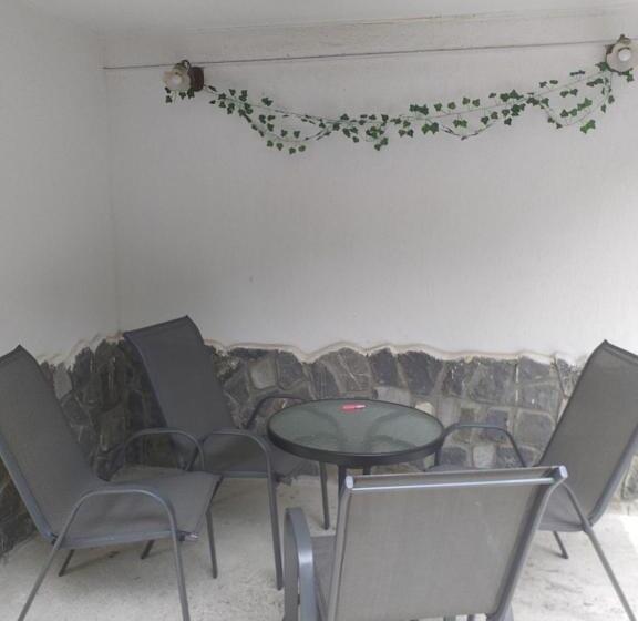 ペンション Miraj