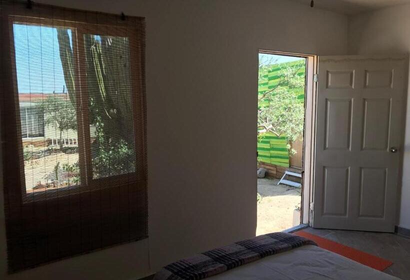 پانسیون Susu’z Village Hostel And Rooms