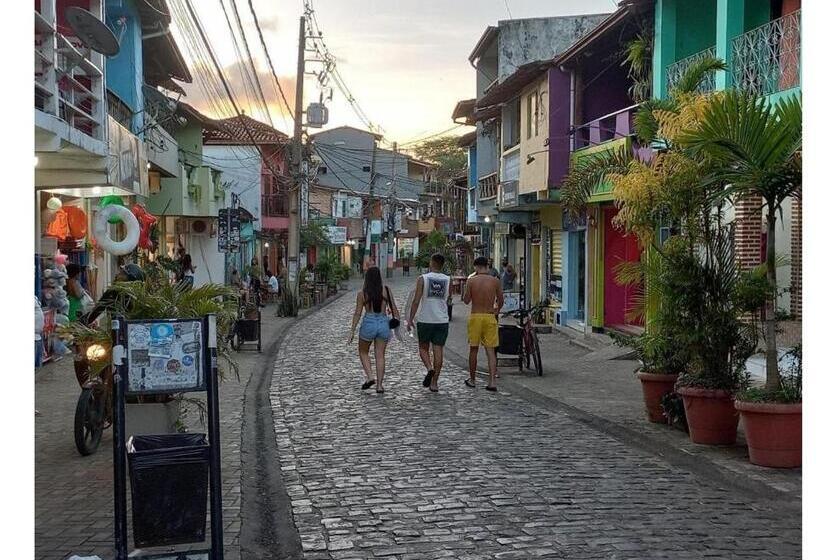 پانسیون Shark Tubarao Suites Central Area