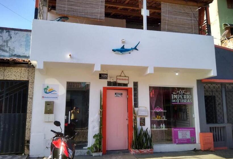 پانسیون Shark Tubarao Suites Central Area