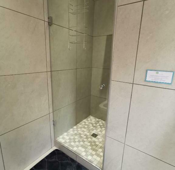 بنسيون Utopia Guest House