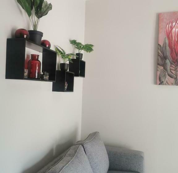 بنسيون Utopia Guest House