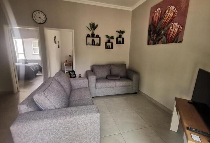 بنسيون Utopia Guest House