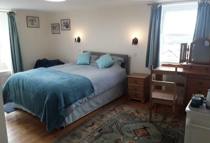 Sharlands Farm Bed And Breakfast