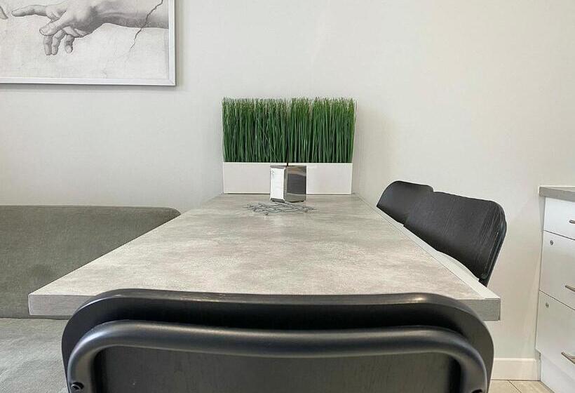 Standinghouse Marmande Centre