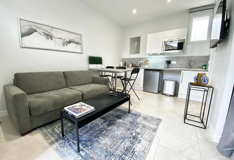 Standinghouse Marmande Centre